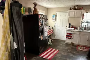 701 E Bernard St, West Columbia, TX 77486 - Photo 9