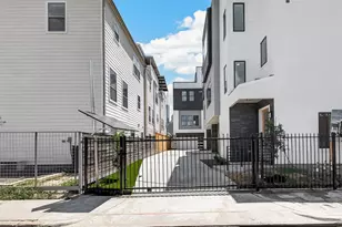 1105 Wilson St, Houston, TX 77019 - Photo 31