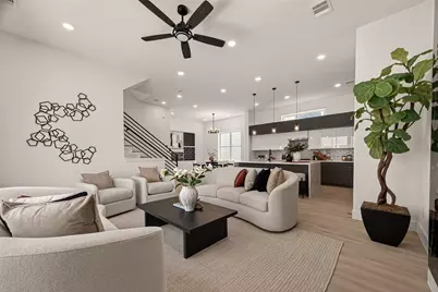 1105 Wilson St, Houston, TX 77019 - Photo 3