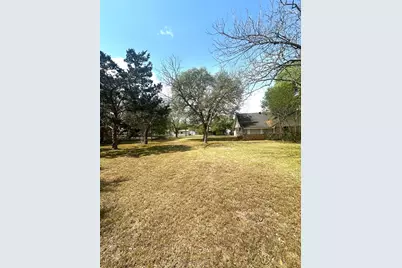 127 N Mechanic Street, Bellville, TX 77418 - Photo 15