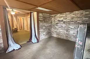 127 N Mechanic St, Bellville, TX 77418 - Photo 11