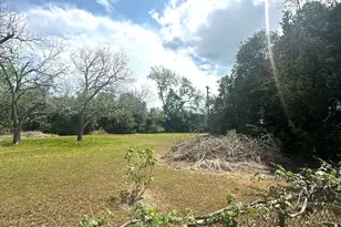 127 N Mechanic St, Bellville, TX 77418 - Photo 21