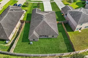1607 Yellow Stone Dr, Iowa Colony, TX 77583 - Photo 19