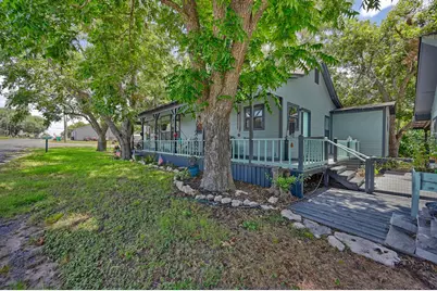 411 Bohlmann Avenue, Schulenburg, TX 78956 - Photo 37