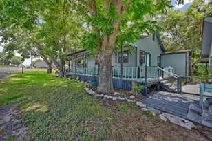 411 Bohlmann Ave, Schulenburg, TX 78956 - Photo 37