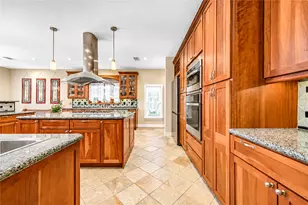 6211 Grovewood Ln, Houston, TX 77008 - Photo 15
