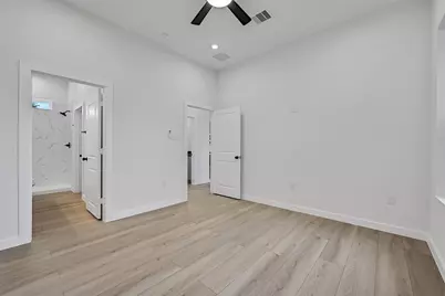 701 39th Street, Galveston, TX 77550 - Photo 19