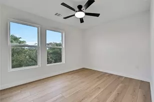 701 39th St, Galveston, TX 77550 - Photo 23