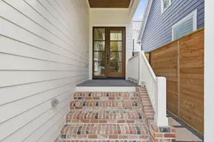 1520 Nicholson St, Houston, TX 77008 - Photo 5