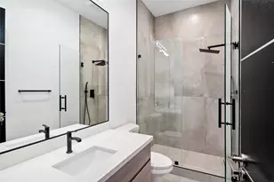 2438 Carriage Lamp Ln, Conroe, TX 77384 - Photo 33