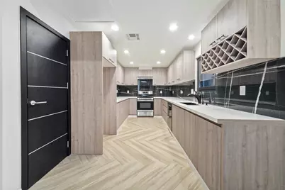 2438 Carriage Lamp Lane, Conroe, TX 77384 - Photo 13