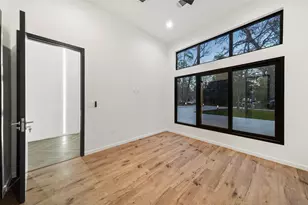 2438 Carriage Lamp Ln, Conroe, TX 77384 - Photo 31