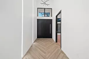 2438 Carriage Lamp Ln, Conroe, TX 77384 - Photo 3