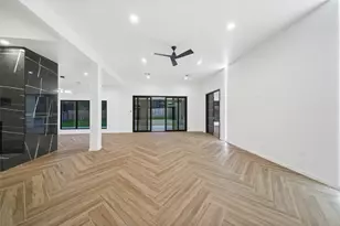 2438 Carriage Lamp Ln, Conroe, TX 77384 - Photo 11