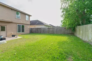 9408 Savannah Holly Dr, Houston, TX 77075 - Photo 23