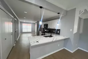 515 Caplin St, Houston, TX 77022 - Photo 1
