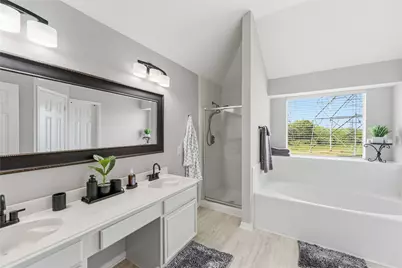 205 Oak Creek Circle, League City, TX 77573 - Photo 15