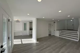 16160 Seahorse Dr, Houston, TX 77062 - Photo 5