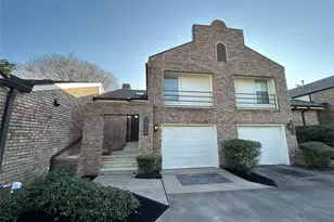 16160 Seahorse Dr, Houston, TX 77062 - Photo 1