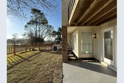 16160 Seahorse Drive, Houston, TX 77062 - Photo 27