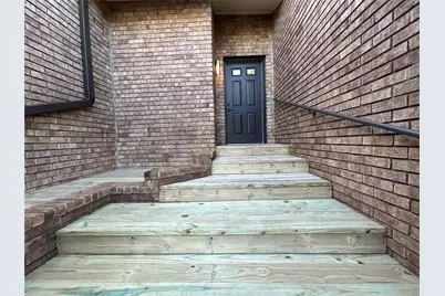 16160 Seahorse Drive, Houston, TX 77062 - Photo 3