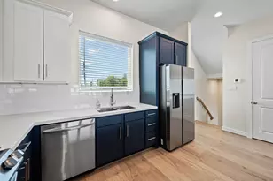 3019 Hicks St, Houston, TX 77007 - Photo 9
