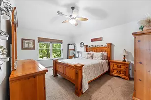 50 N Holly Laurel Cir, The Woodlands, TX 77382 - Photo 21