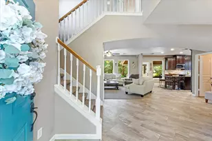 50 N Holly Laurel Cir, The Woodlands, TX 77382 - Photo 3