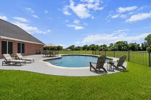 3627 Madison Ave, Baytown, TX 77523 - Photo 1