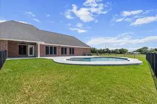 3627 Madison Ave, Baytown, TX 77523 - Photo 33