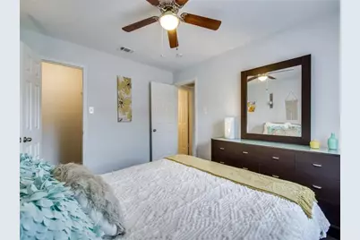 7610 Cameron Rd #1107, Austin, TX 78752 - Photo 15