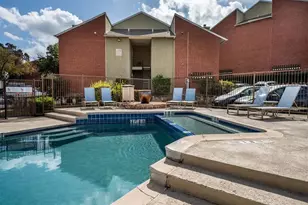 7610 Cameron Rd, Austin, TX 78752 - Photo 37