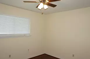 9217 Carousel Ln, Houston, TX 77080 - Photo 33