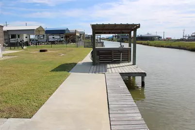 1263 Mabry Street, Gilchrist, TX 77617 - Photo 29