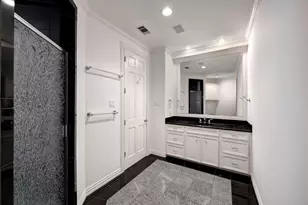 1221 Wynden Ct, Houston, TX 77056 - Photo 27