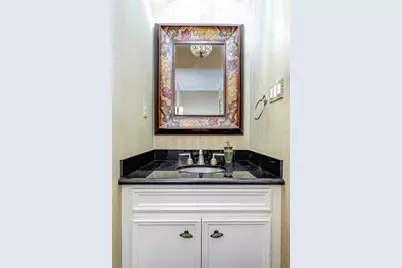 1221 Wynden Court, Houston, TX 77056 - Photo 15