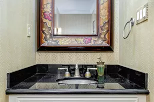 1221 Wynden Ct, Houston, TX 77056 - Photo 15