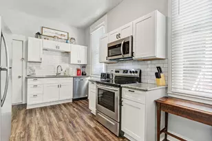 811 24th St, Galveston, TX 77550 - Photo 17