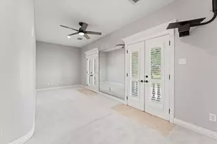 911 Sandy Beach Dr, Conroe, TX 77304 - Photo 33