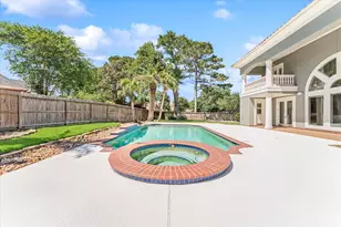 911 Sandy Beach Dr, Conroe, TX 77304 - Photo 41