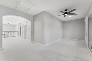 911 Sandy Beach Dr, Conroe, TX 77304 - Photo 35