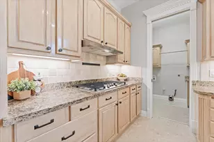 911 Sandy Beach Dr, Conroe, TX 77304 - Photo 19