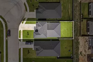 31211 Heddington Ln, Fulshear, TX 77441 - Photo 3