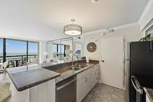 5220 Seawall Blvd, Galveston, TX 77551 - Photo 7