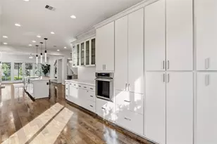 6011 Burgoyne Rd, Houston, TX 77057 - Photo 9