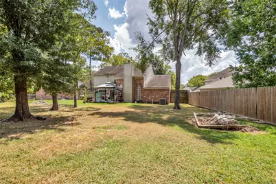 2702 Morning Leaf Court, Spring, TX 77388 - Photo 11