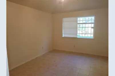 15135 Kennedy Oaks Street, Houston, TX 77053 - Photo 9