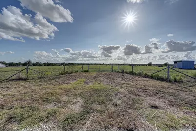 1079 Lomax Harmel Road, Burton, TX 77835 - Photo 25