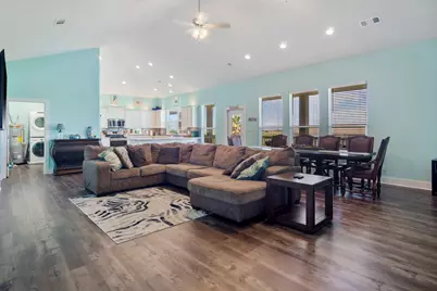 929 Magnolia Lane, Port Bolivar, TX 77650 - Photo 7
