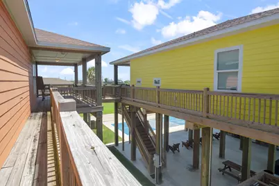 929 Magnolia Lane, Port Bolivar, TX 77650 - Photo 35